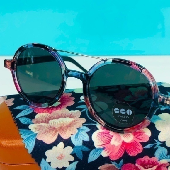 KOMONO sunglasses NEW Floral Vivien round black pink main image 6